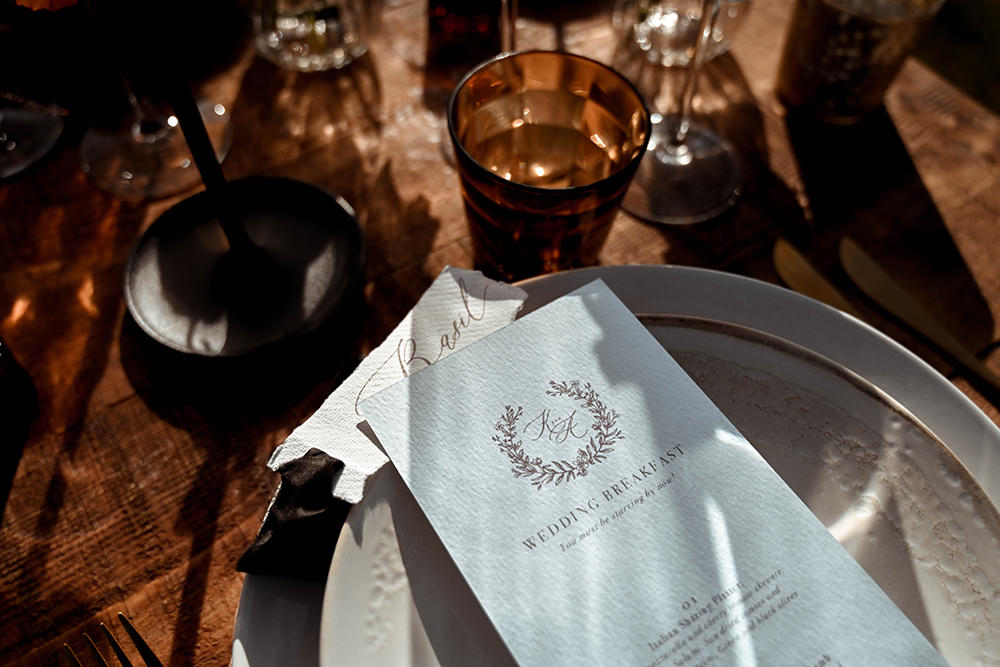 Place Setting Menu Wooden Wedding Ideas Emily Montay