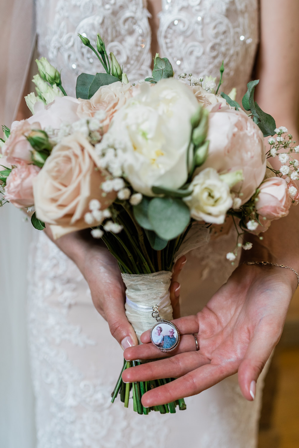 Bouquet Flowers Bride Bridal Bouquet Locket Cream Blush Wedding Gemma Giorgio Photography