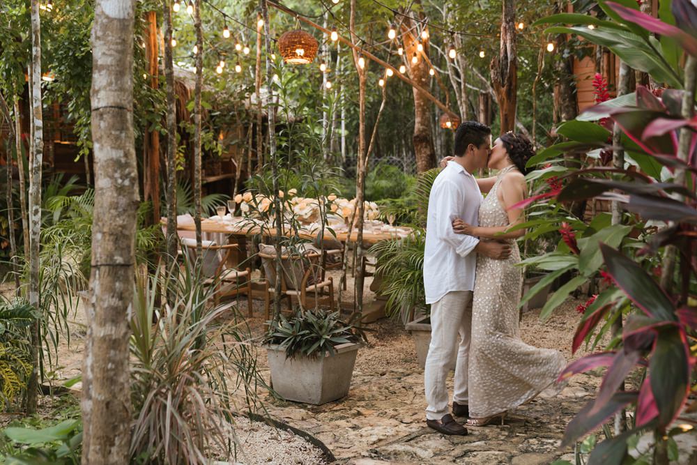 Mexico Jungle Wedding Viva Photography Weddings Table Decor Place Setting Coral Peach Rose Festoon Lights