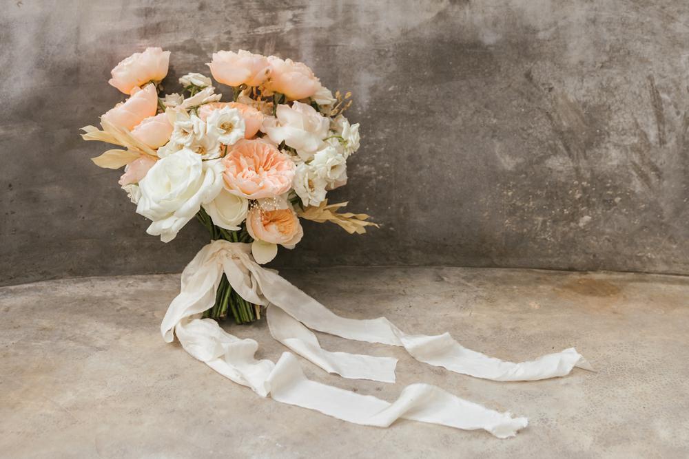 Peach Rose Bouquet Bride Bridal Ribbon Mexico Jungle Wedding Viva Photography Weddings