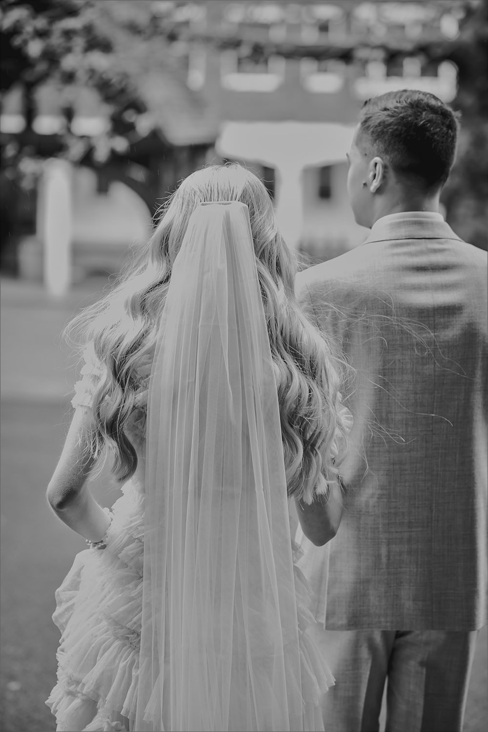 Veil Bride Bridal Peony Pink Wedding Kelly Hiscox Photography