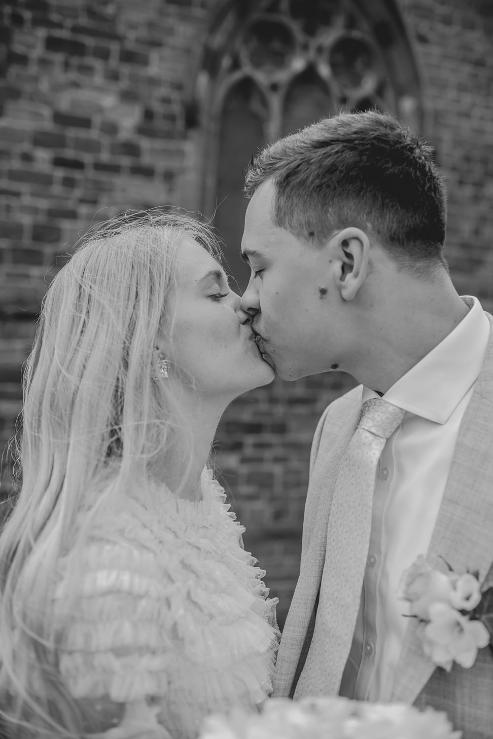 Peony Pink Wedding Kelly Hiscox Photography