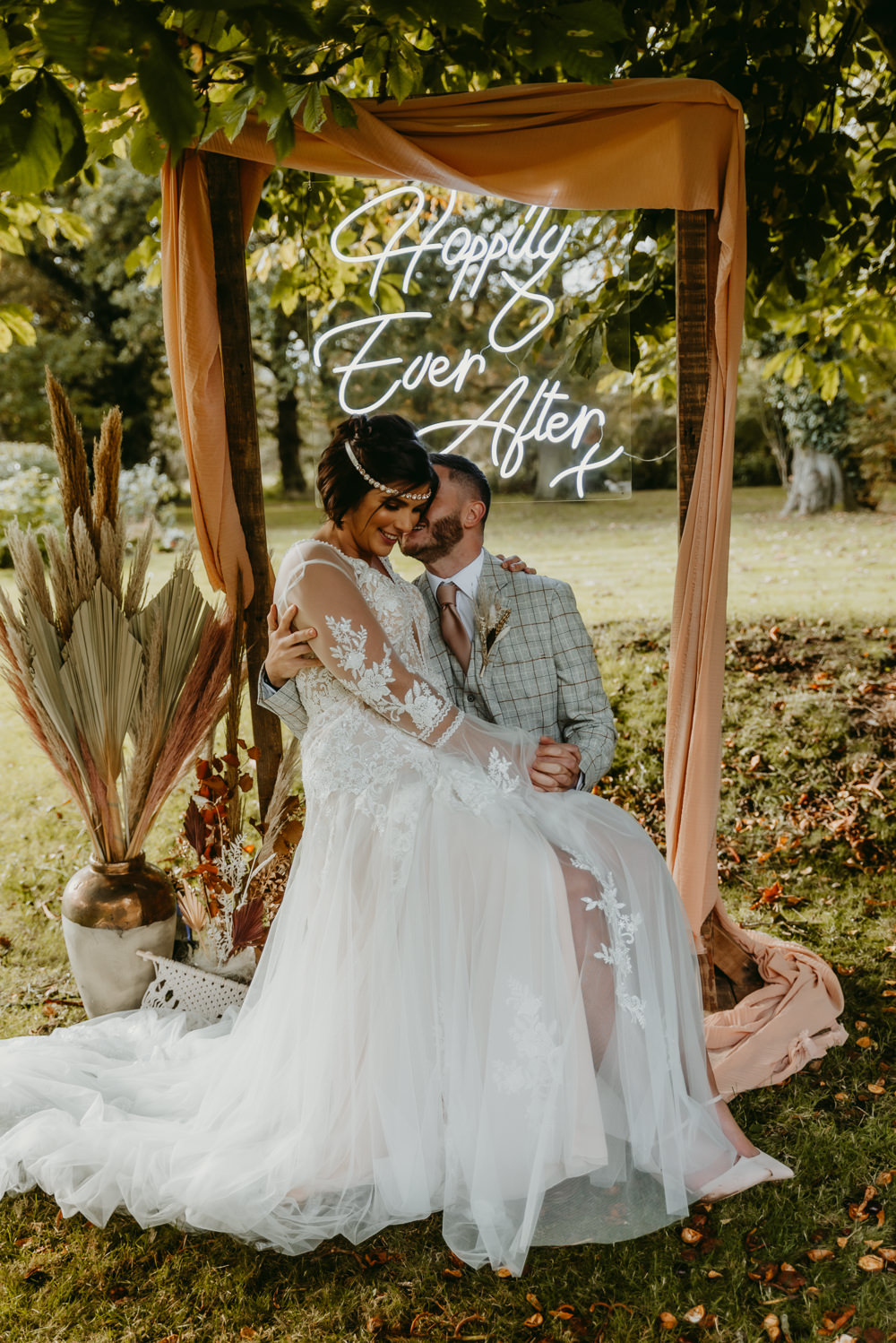 Small Tent Wedding Emberwood Photography