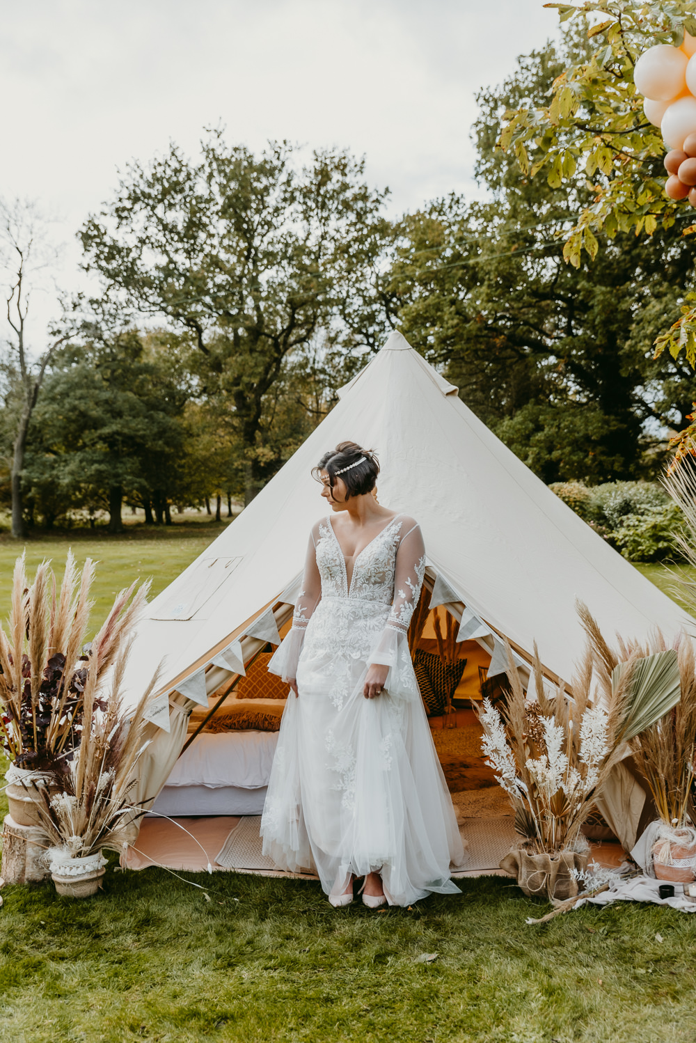 Small Tent Wedding Emberwood Photography