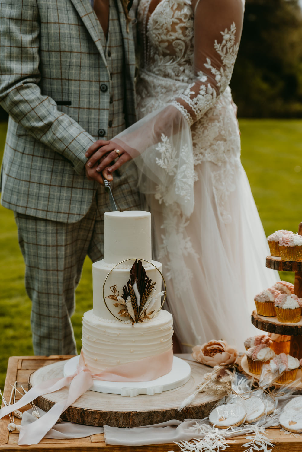 Small Tent Wedding Emberwood Photography