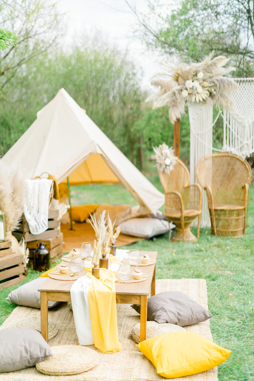 Bell Tent Decor Outdoor Table Cushions Boho Spring Wedding Jessica Holt Photography