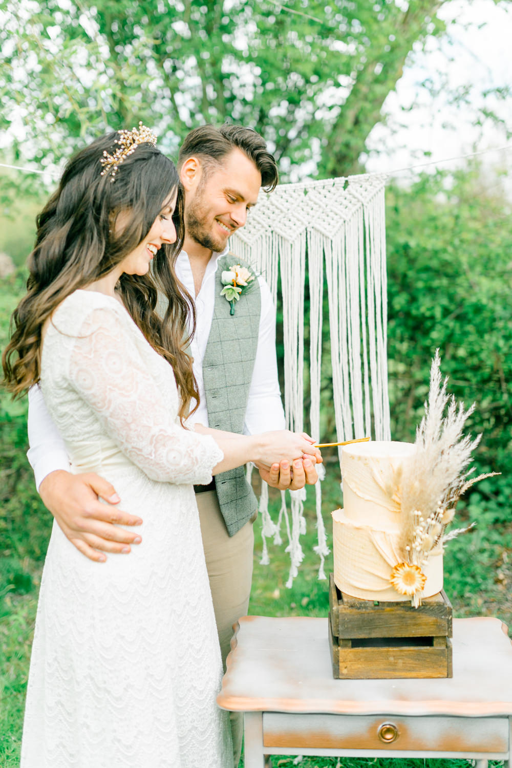 Boho Spring Wedding Jessica Holt Photography