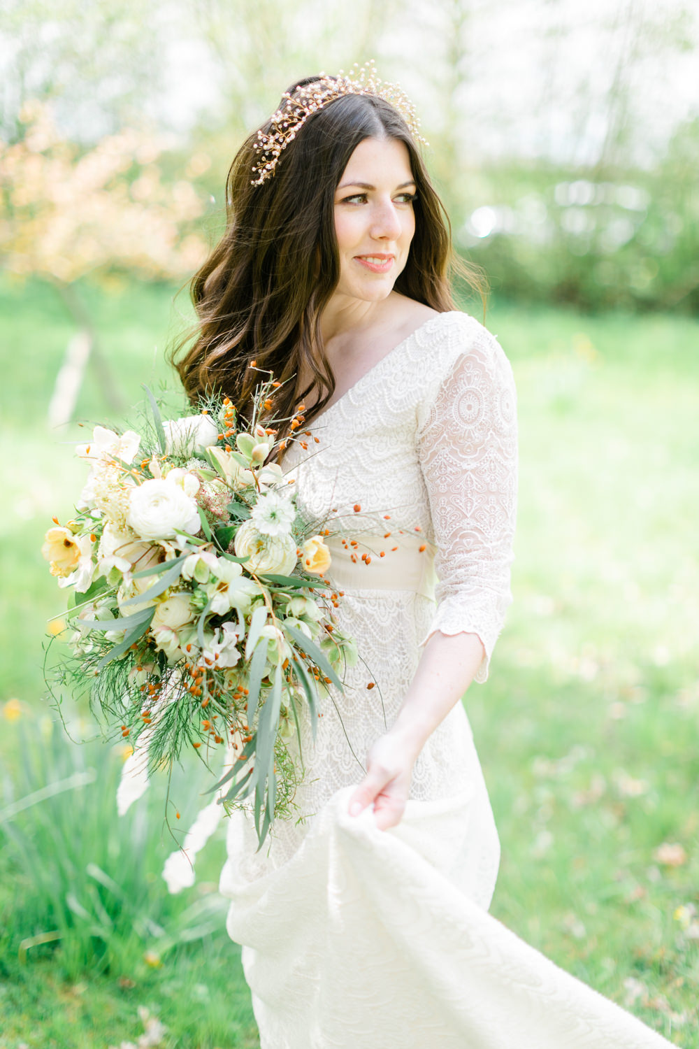 Bouquet Flowers Bride Bridal Greenery Daffodil Boho Spring Wedding Jessica Holt Photography