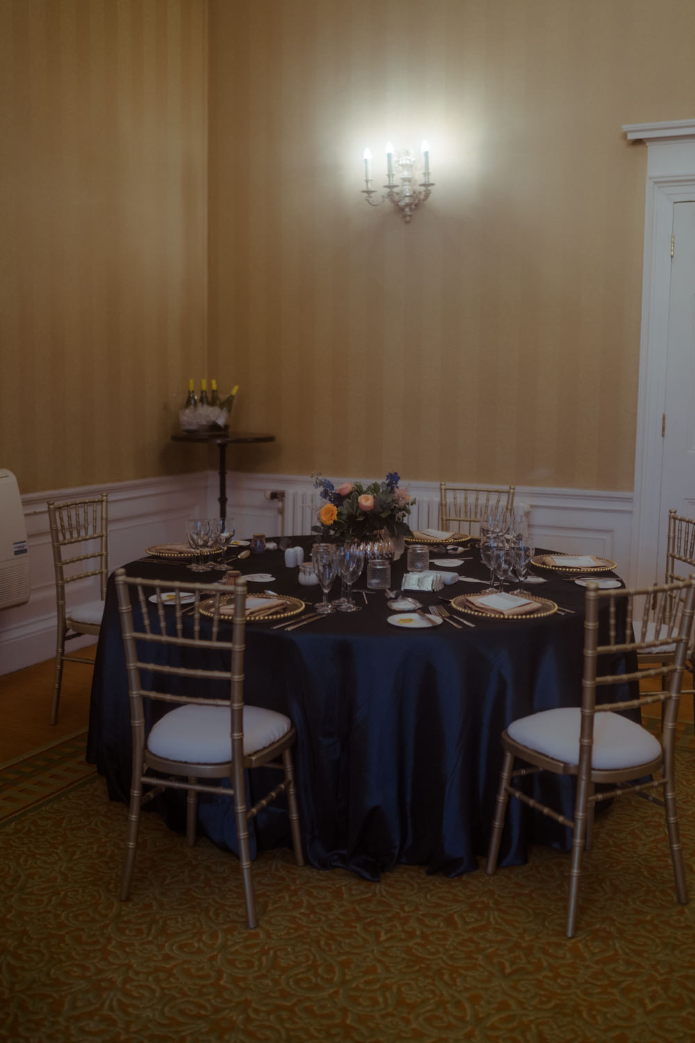 Round Table Navy Cloths Dalmahoy Hotel Wedding Belle Art Photography