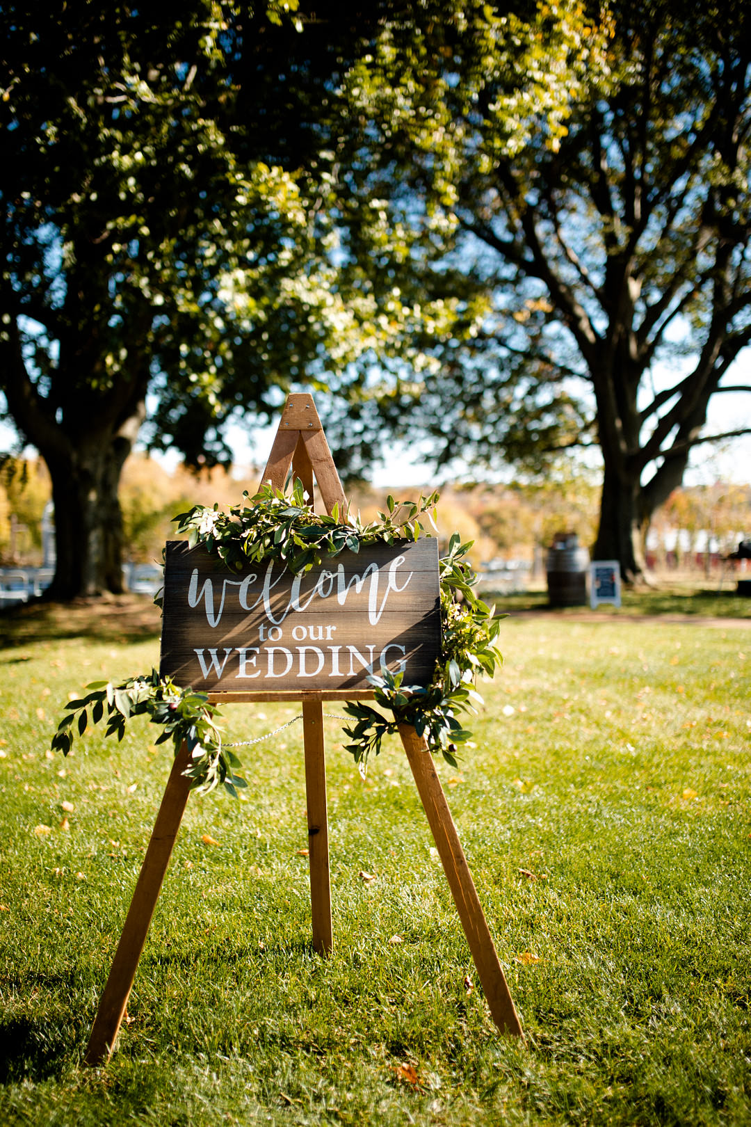 Pittsburgh Fall Wedding Alexa Frankovitch Photography Wooden Welcome Sign