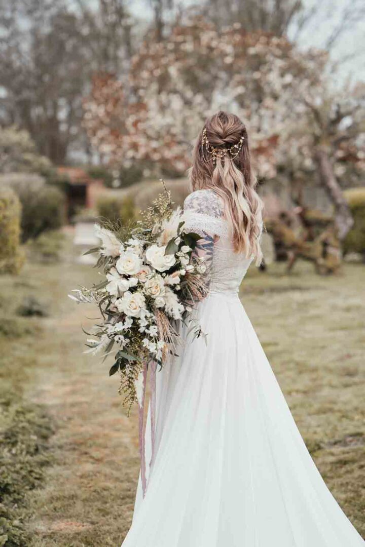 Dress Gown Bride Bridal Off Shoulder Stanlake Park Wedding Suzy Elizabeth Photography