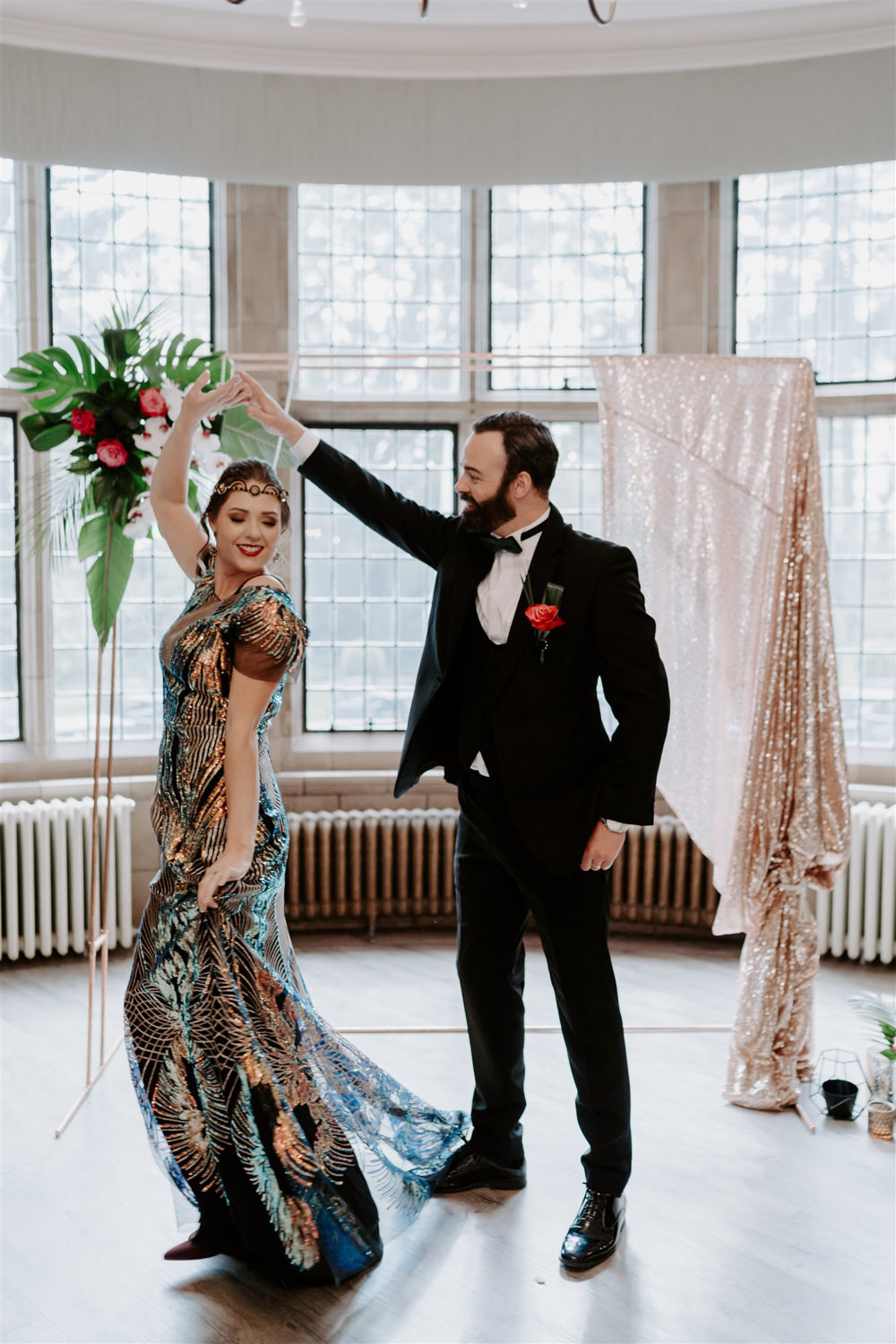 1920s Wedding Ideas Gina Fernandes Photography Ceremony Arch Backdrop Gold Sequins Flowers