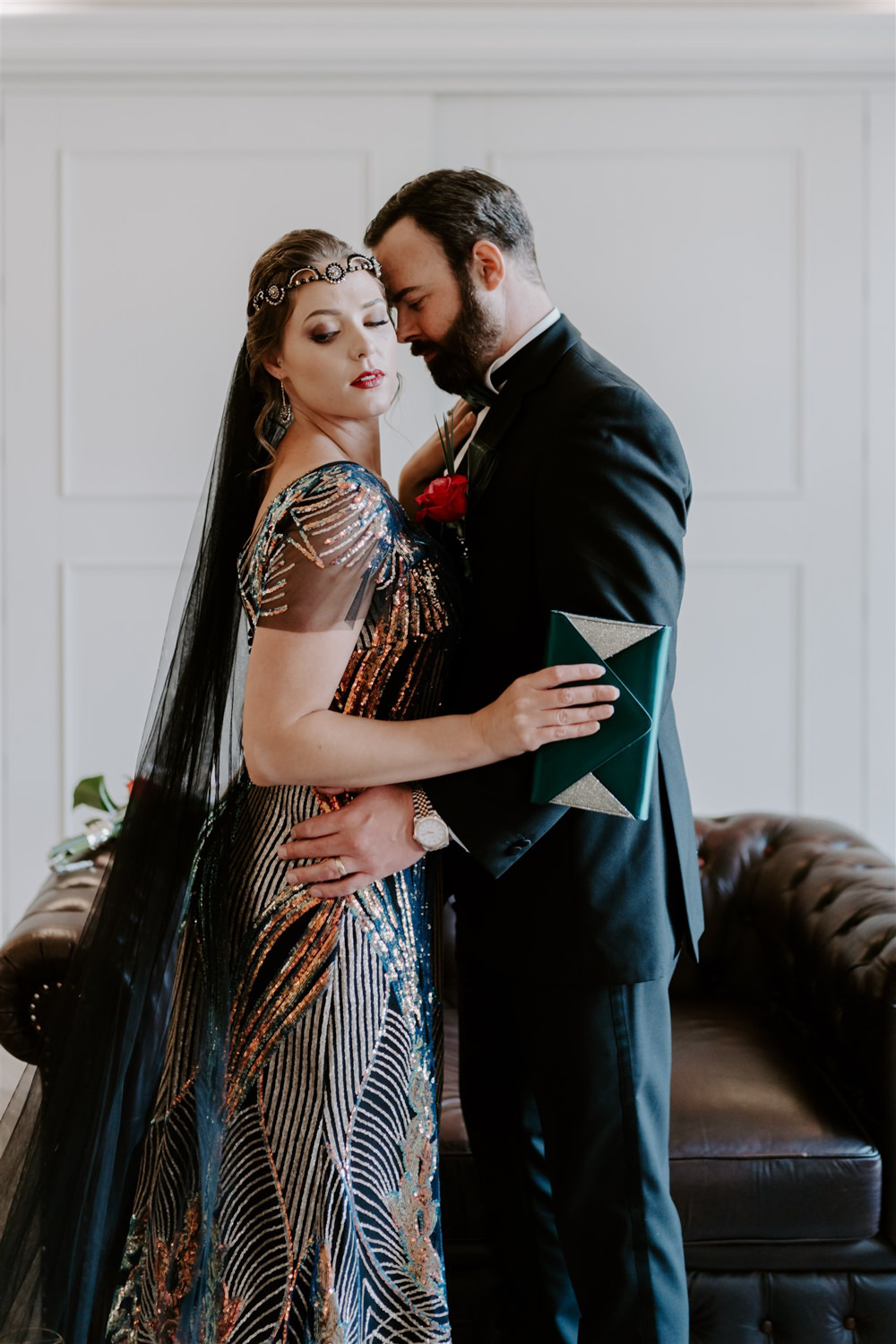 1920s Wedding Ideas Gina Fernandes Photography Bride Bridal Veil Green Black