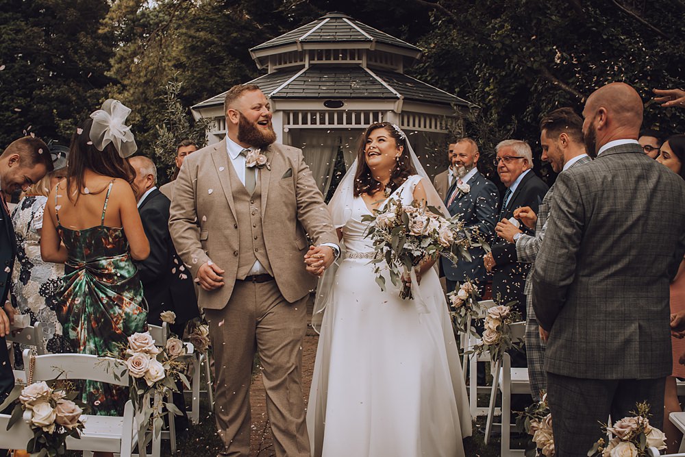 Blue Pigeons Wedding Charlotte Claricoat Photography Confetti Throw