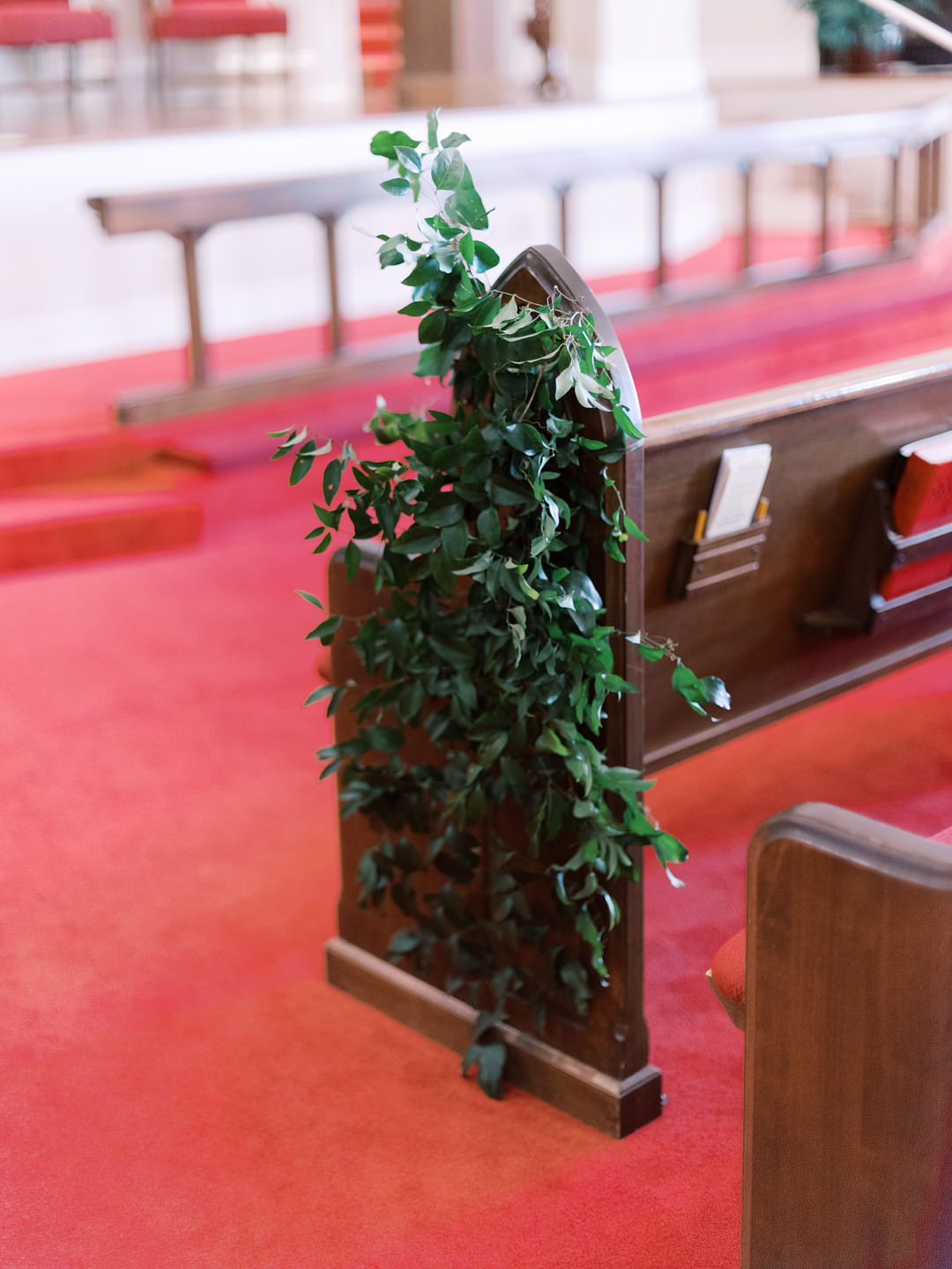 Pew End Flowers Greenery Columbia South Carolina Wedding Landon Jacob Productions