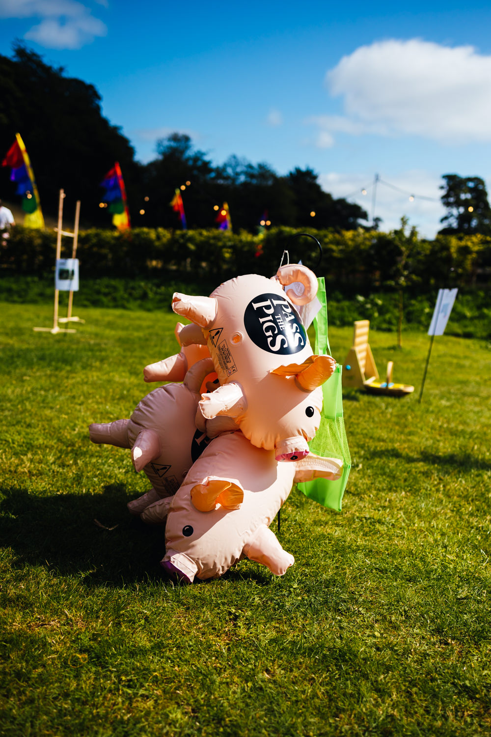 Pass The Pigs Game Hidden River Barn Wedding Kirsty Rockett Photography