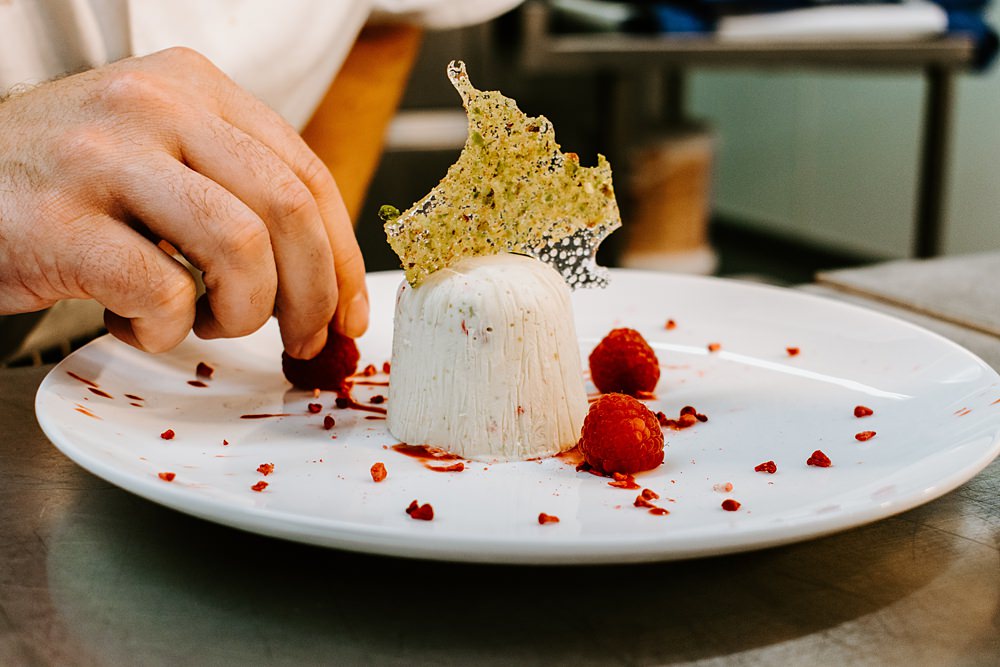 Micro Wedding Food Drink Ideas
