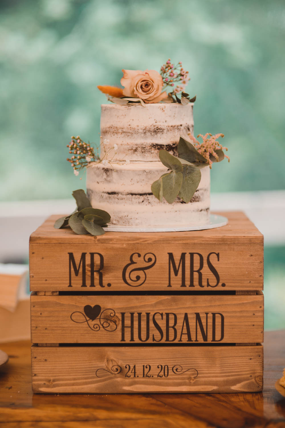 Semi Naked Cake Wooden Box Crate Stand New Forest Wedding Sasha Weddings
