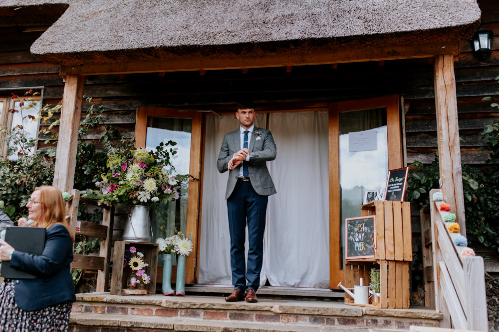 Oxfordshire Pub Wedding PhotoBart