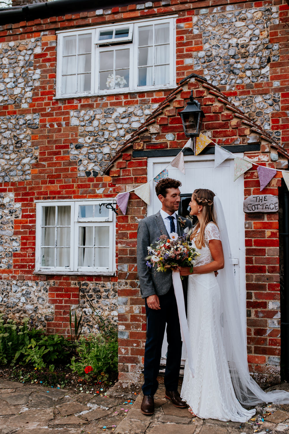 Oxfordshire Pub Wedding PhotoBart