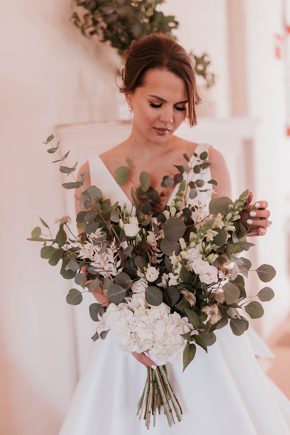 Bouquet Flowers Bride Bridal Greenery Hydrangea The Hall Barns Wedding Prestwold Sophie Mort Photography