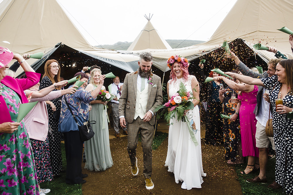 Confetti Throw Tiki Wedding AW Wedding Photography