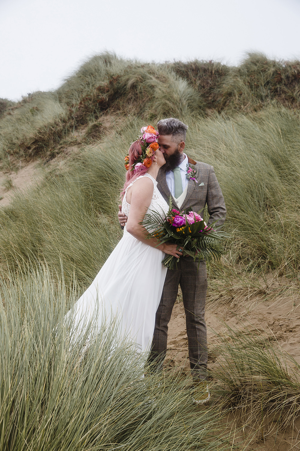 Tiki Wedding AW Wedding Photography