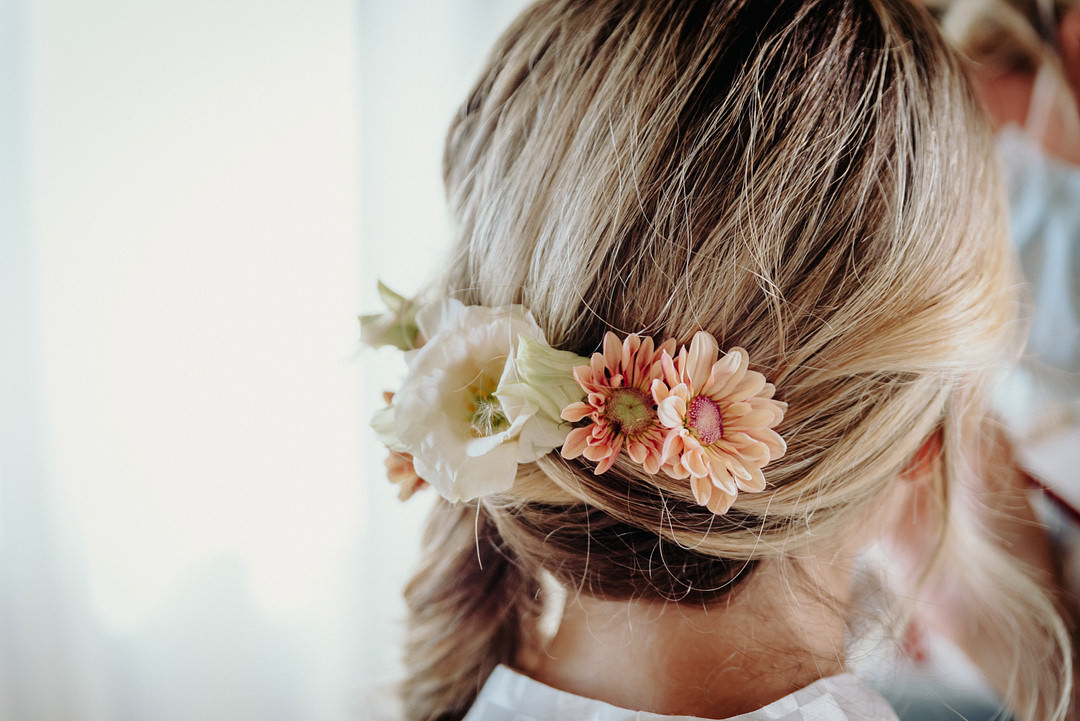Bride Bridal Hair Flowers Vineyard Wedding Italy Claudia Santi Photography