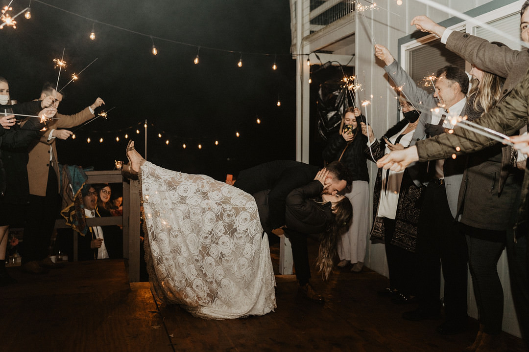 Washington Lakeside Wedding Claudia Noelle Photography