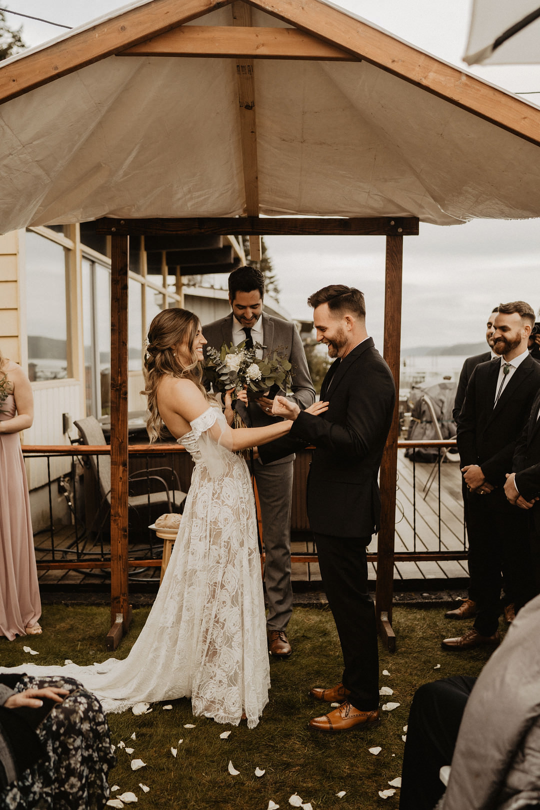 Washington Lakeside Wedding Claudia Noelle Photography