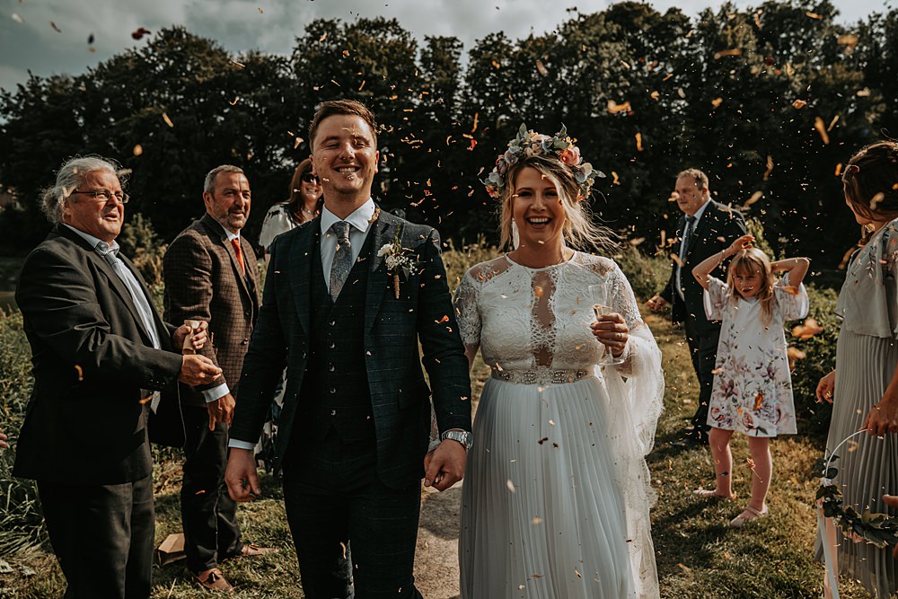 Whimsical Wonderland Wedding Amber Louise Photography Confetti Throw