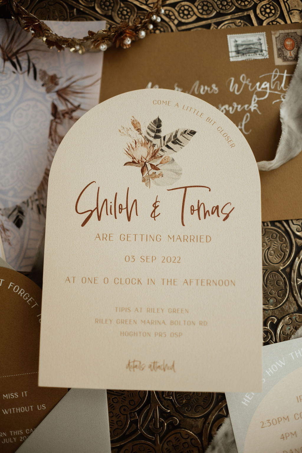 Curve Cream Brown Floral Stationery Invite Invitation Boho Tipi Wedding Ideas Sara Ribera Photography