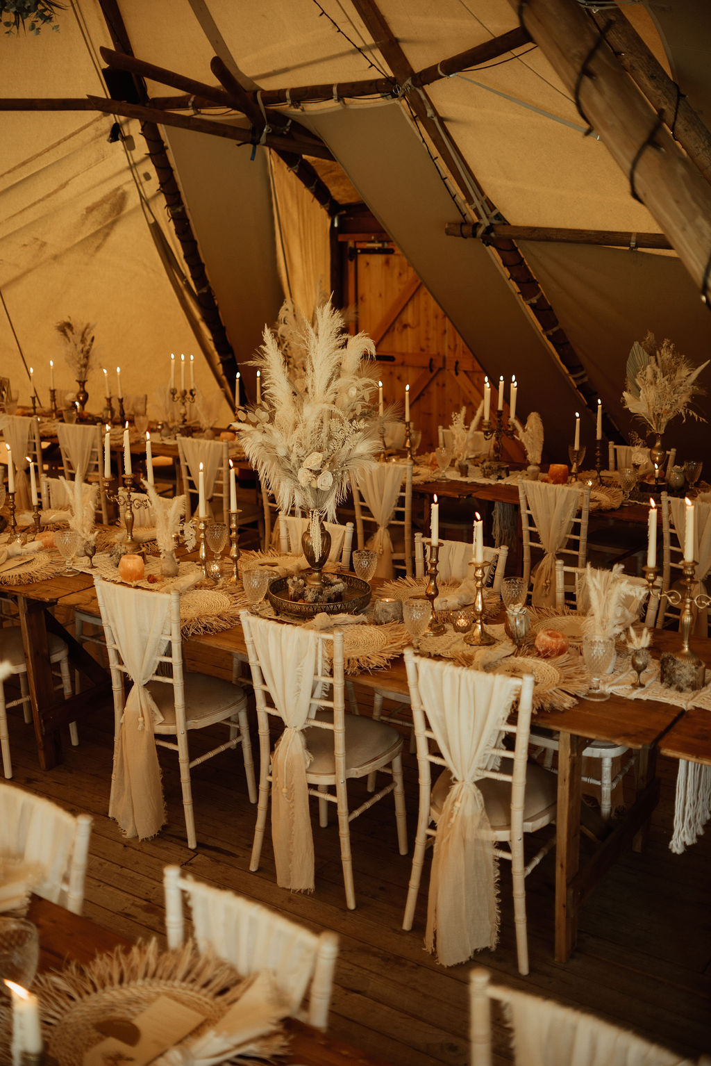 Long Wooden Tables Dried Flowers Pampas Grass Candles Macrame Runner Place Mats Boho Tipi Wedding Ideas Sara Ribera Photography