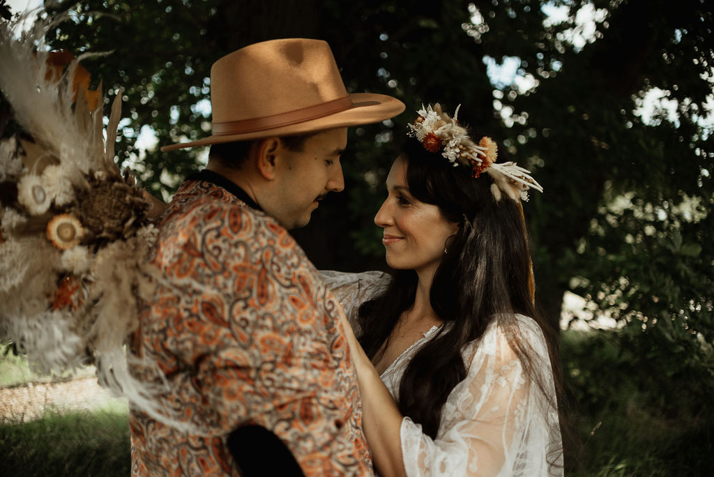Boho Tipi Wedding Ideas Sara Ribera Photography