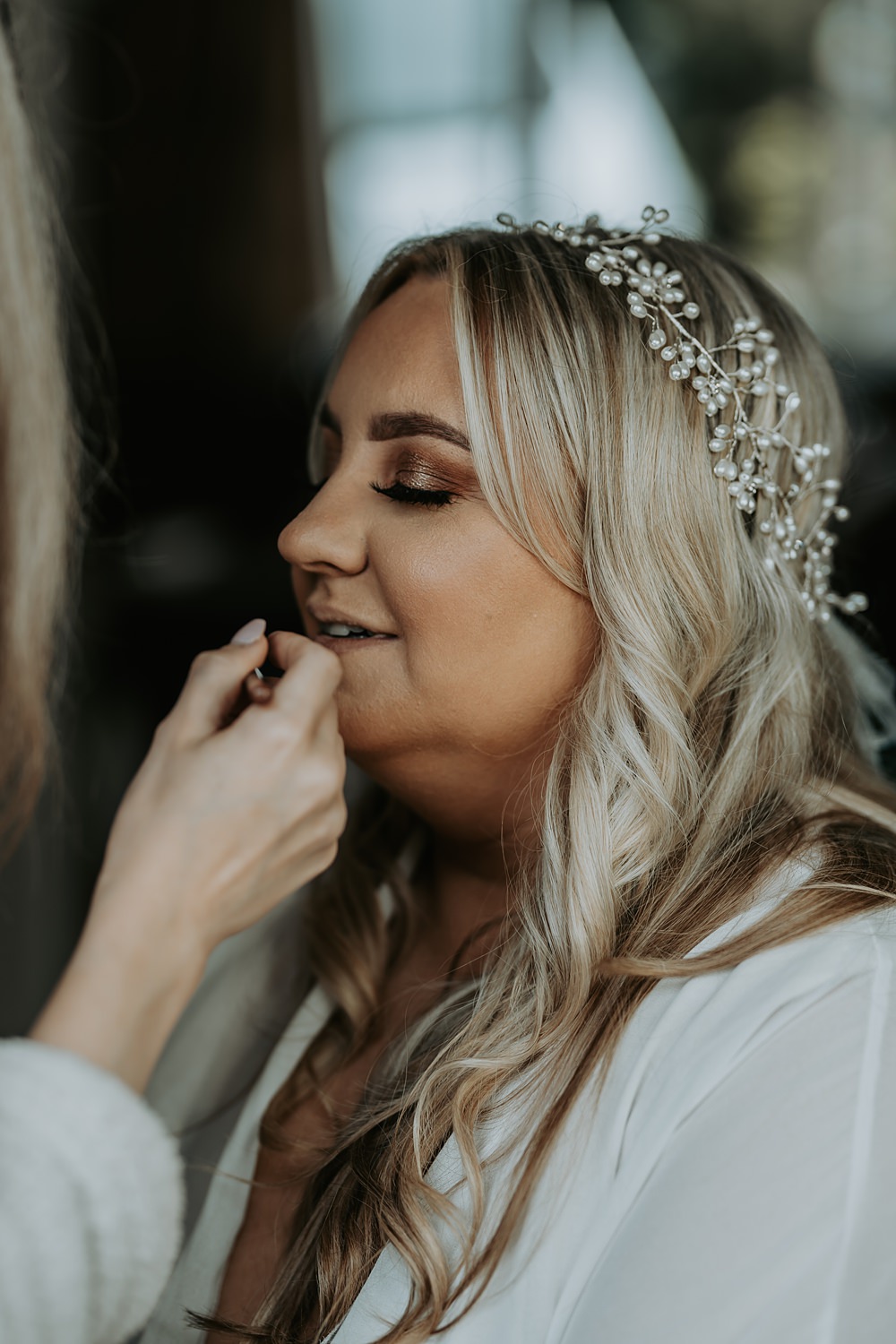 Bride Bridal Make Up Hairstyle Half Up Half Down Accessory Minimalist Barn Wedding Amber Louise Photography