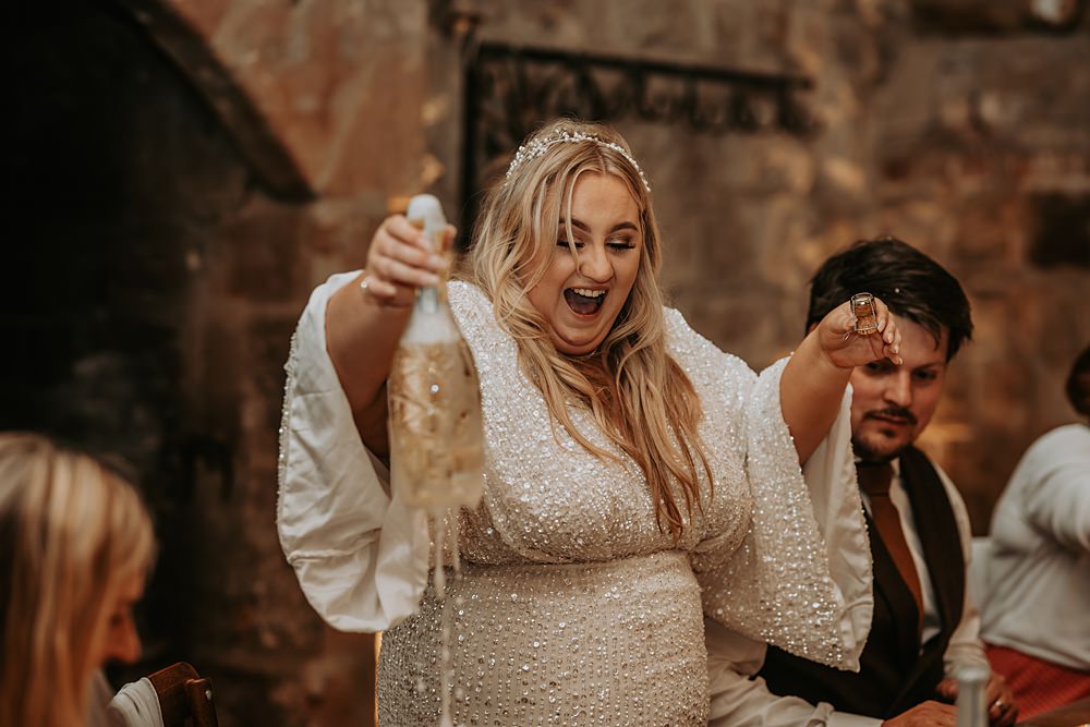 Minimalist Barn Wedding Amber Louise Photography