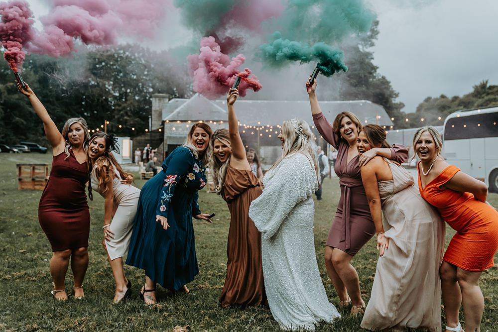 Minimalist Barn Wedding Amber Louise Photography