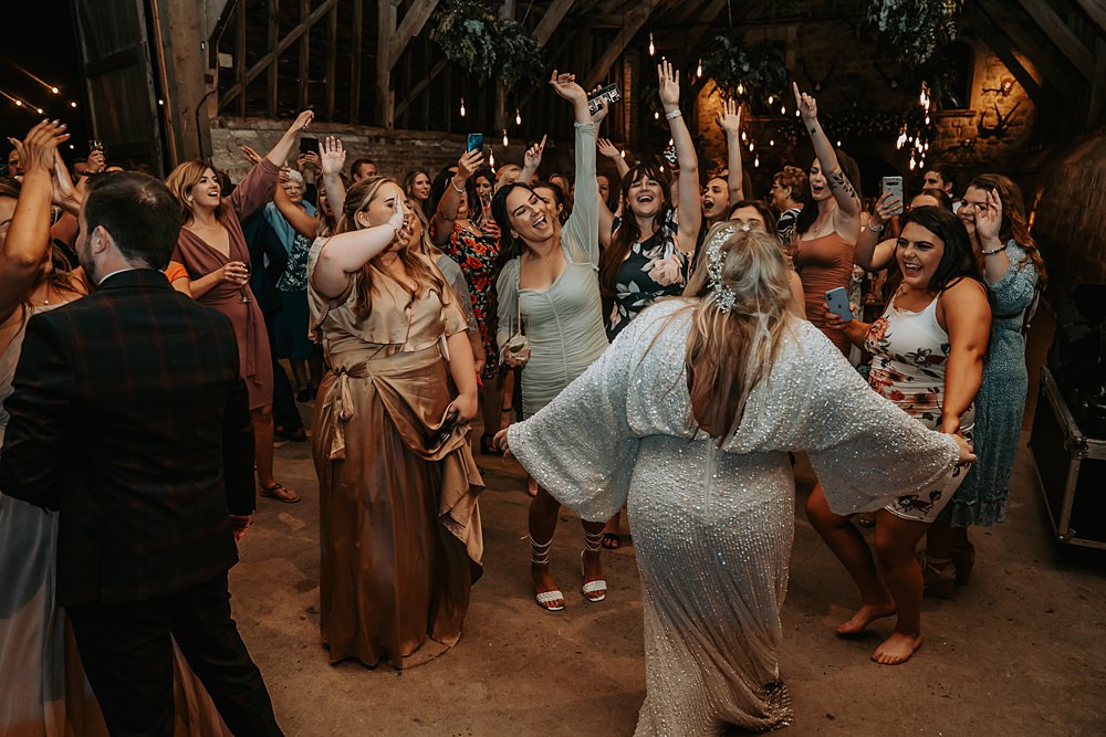 Minimalist Barn Wedding Amber Louise Photography