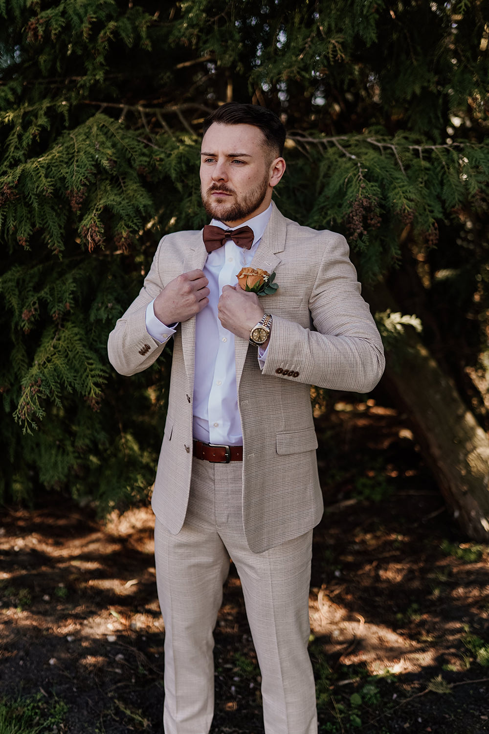 Groom Cream Suit Bow Tie Red White Syke Fields Wedding Sam Sparks Photo