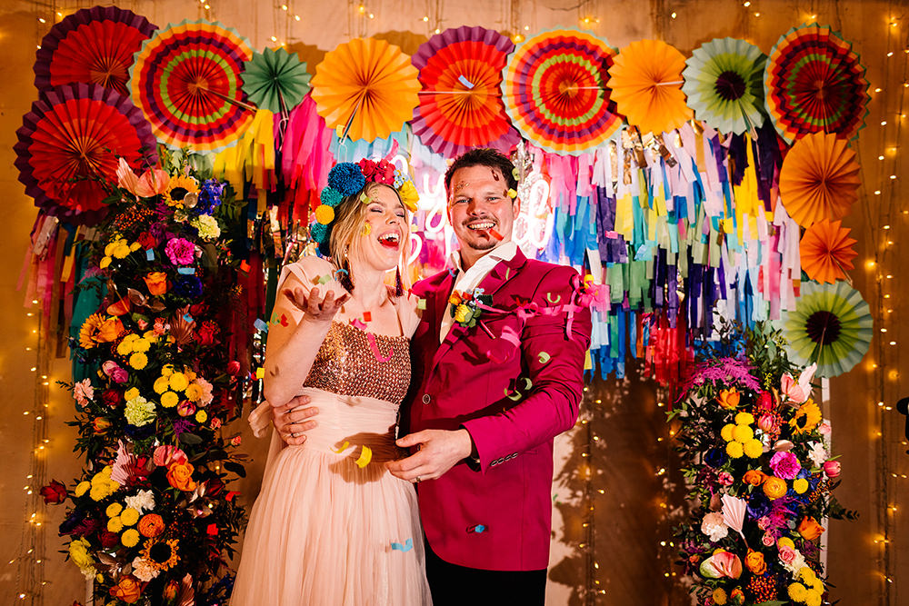 Pinwheel Streamer Flower Backdrop Arch Neon Sign Confetti Yoghurt Rooms Wedding Teddy Pig Photography