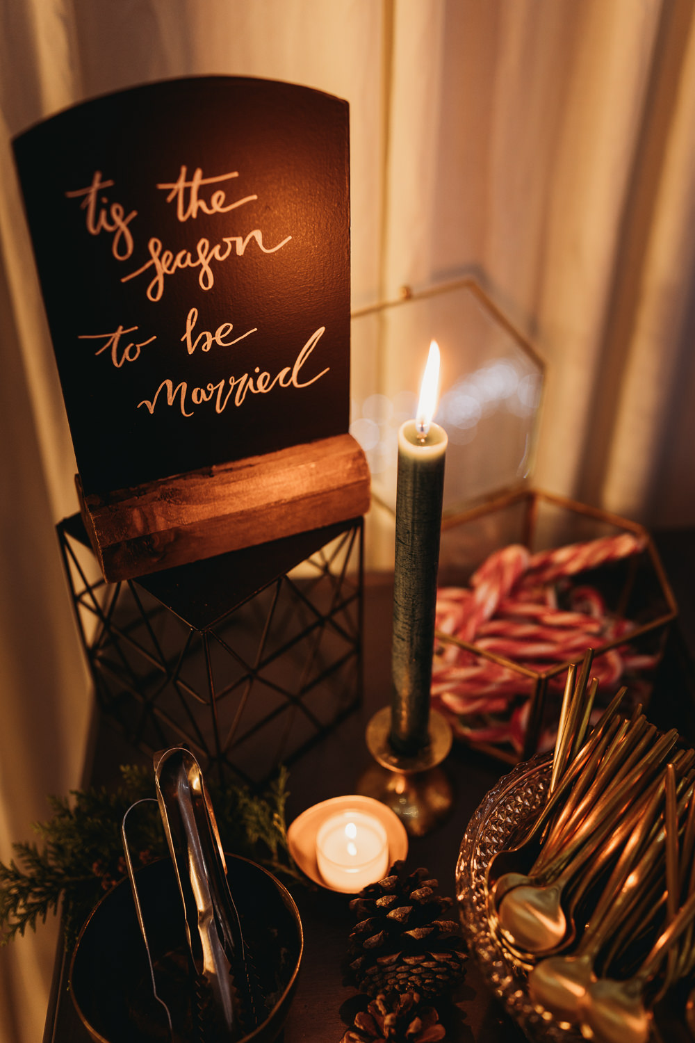 Christmas Sign Clophill Eco Lodges Wedding ThymeLane Photography