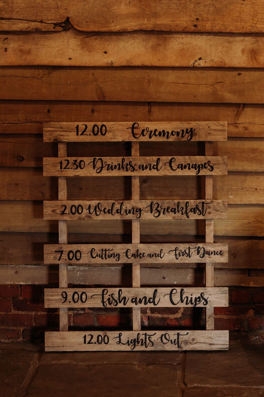 Wooden Pallet Sign Order Day Hertfordshire Barn Wedding Isabelle Elliott Photography