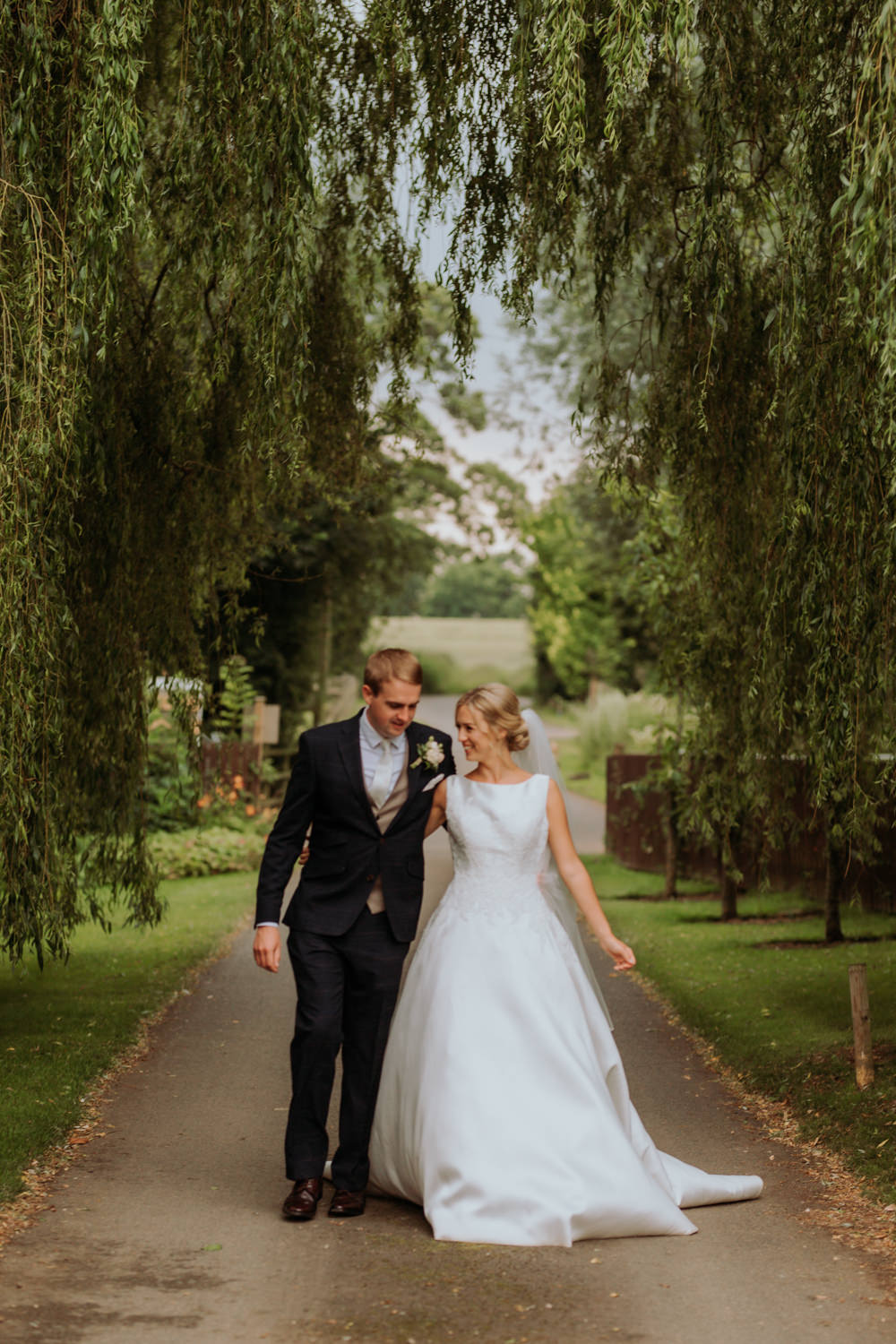 Hertfordshire Barn Wedding Isabelle Elliott Photography