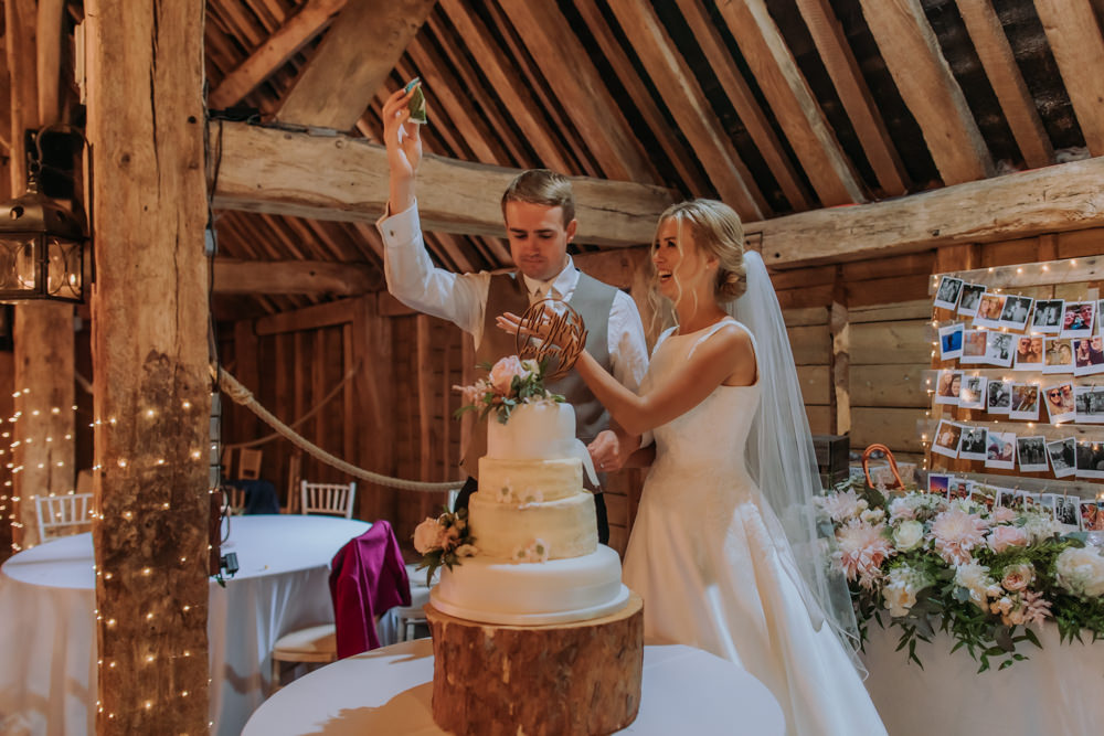 Hertfordshire Barn Wedding Isabelle Elliott Photography