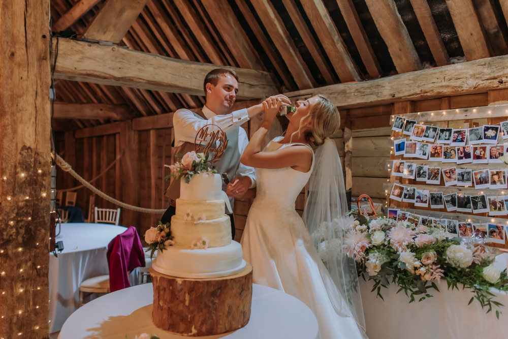 Hertfordshire Barn Wedding Isabelle Elliott Photography