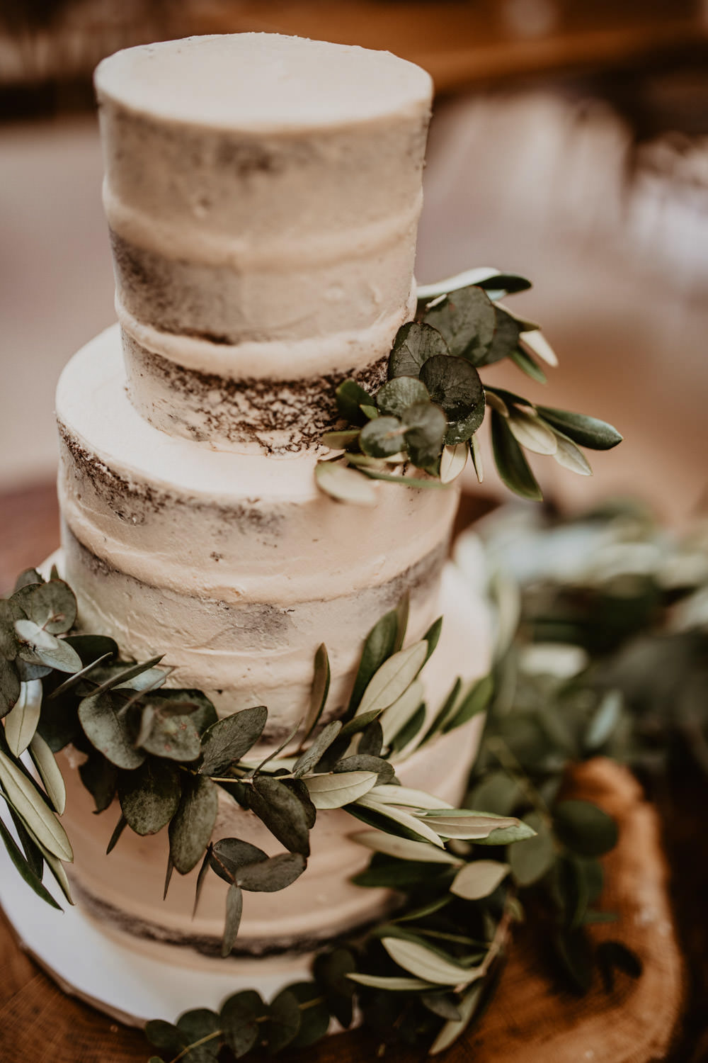 Semi Naked Cake Layer Greenery Log Slice Stand Thorpe Garden Wedding Camilla Andrea Photography