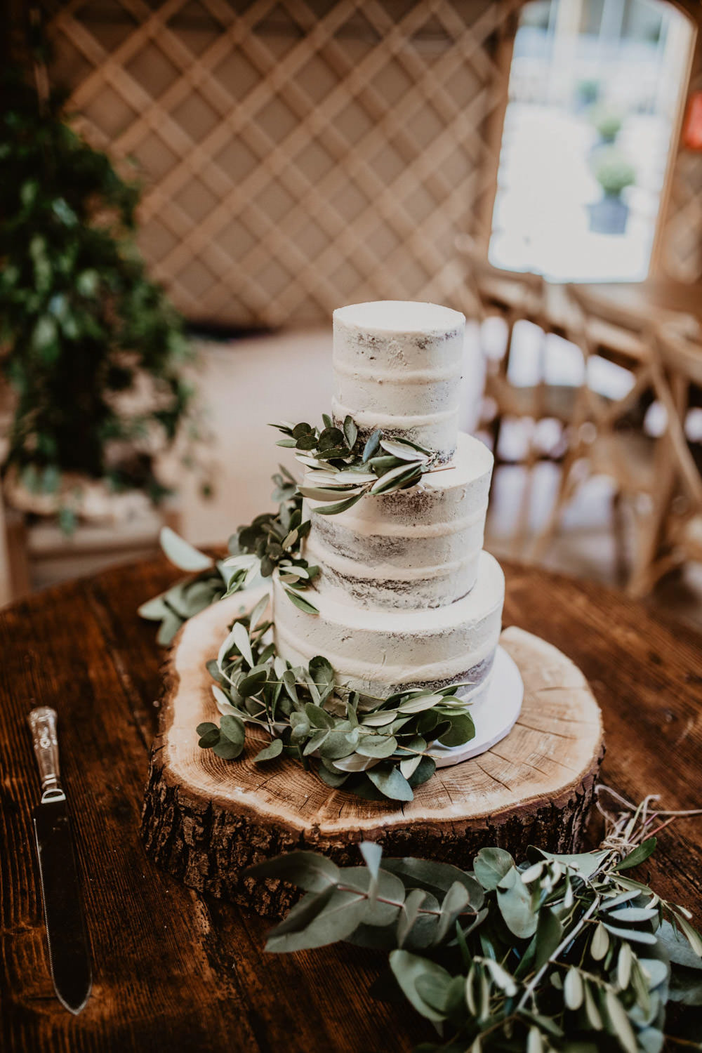 Semi Naked Cake Layer Greenery Log Slice Stand Thorpe Garden Wedding Camilla Andrea Photography