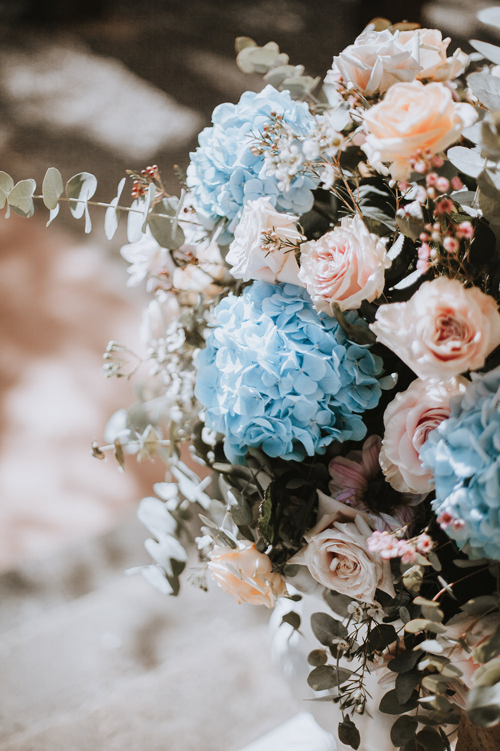 Pink Blue Flowers Rose Hydrangea Tuscany Villa Wedding Caterina Neri