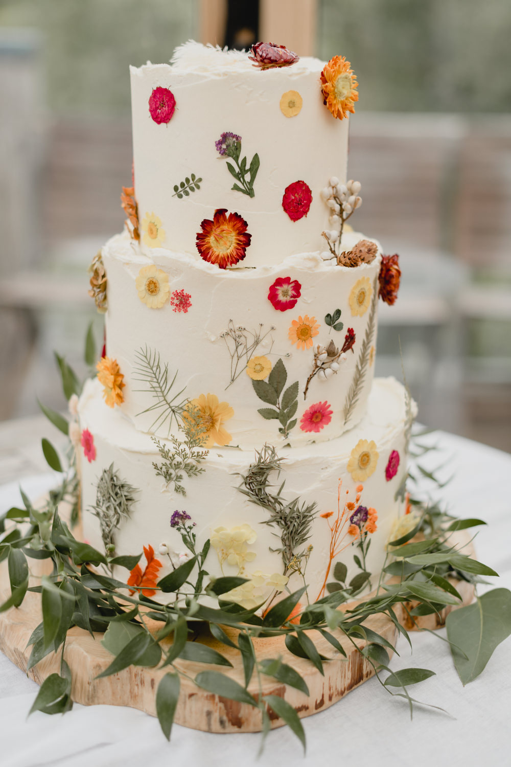 Pressed Flower Floral Petal Cake Abbey House Gardens Wedding Lyra&Moth Photography