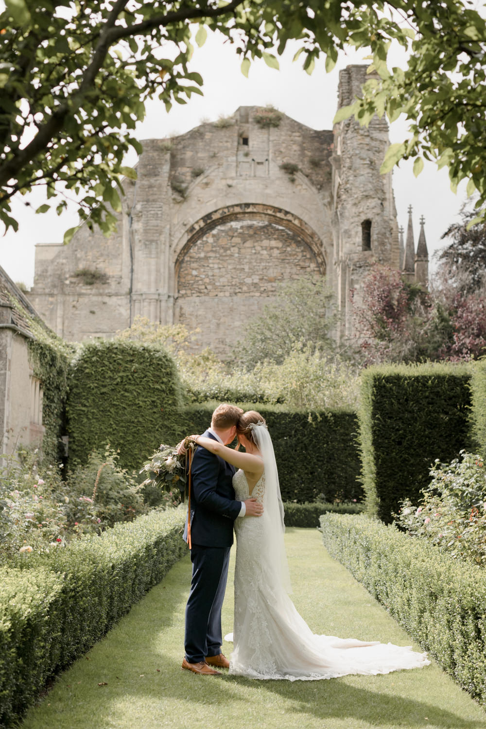 Abbey House Gardens Wedding Lyra&Moth Photography